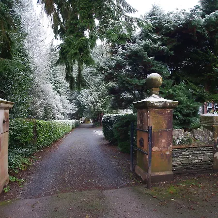 招待所 Dene House 4*