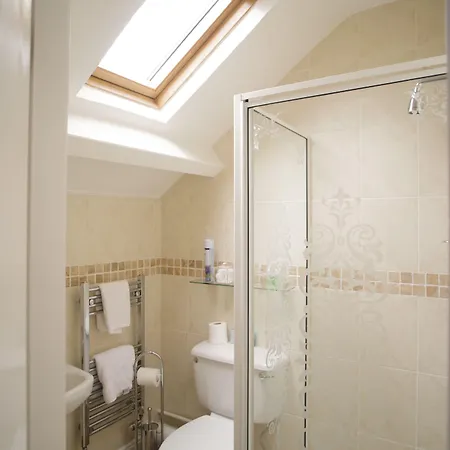 Dene House Vendégház 4*