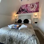 Dene House Гостевой дом