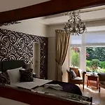 Гостевой дом Dene House Боунес-он-Уиндермер