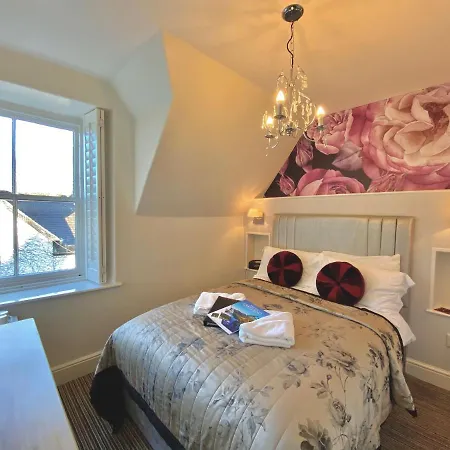 게스트하우스 Dene House 보우네스온윈더미어