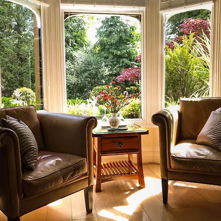 Dene House