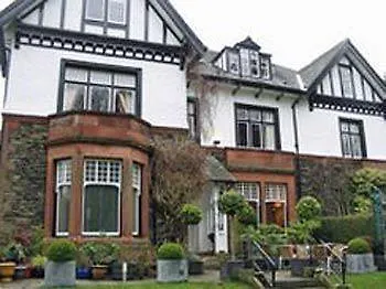 Dene House Gasthof 4*